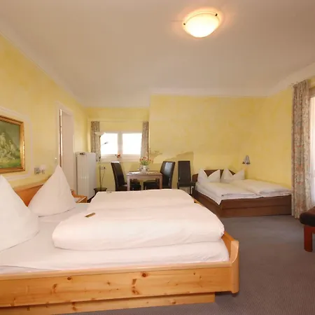 Hotel Hirschen Sankt Peter