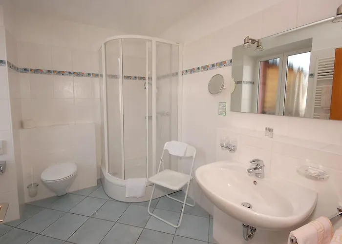 赫斯臣酒店 酒店 3*